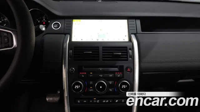 Land Rover Discovery Sport 2019 — фото 13