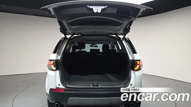 Land Rover Discovery Sport 2019 — фото 20