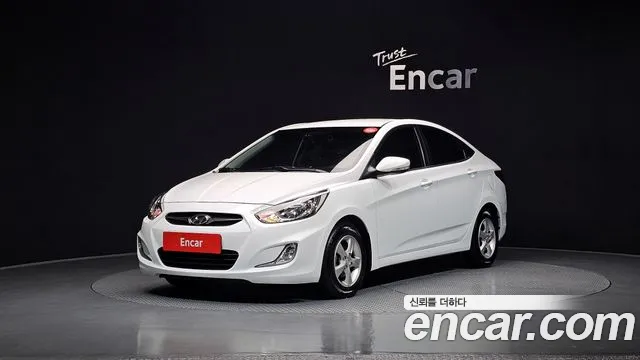Hyundai Accent 2012 — фото 1