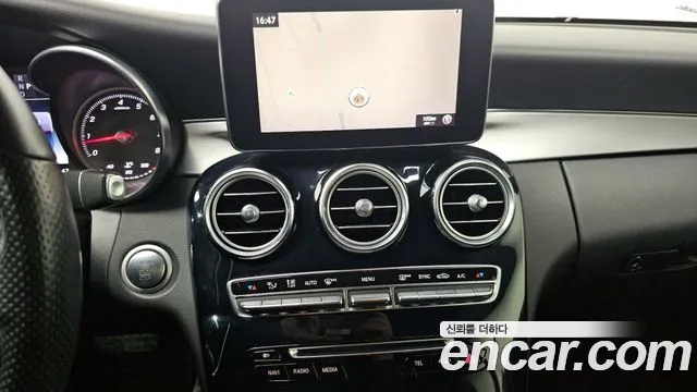 Mercedes-Benz C-Class 2017 — фото 16