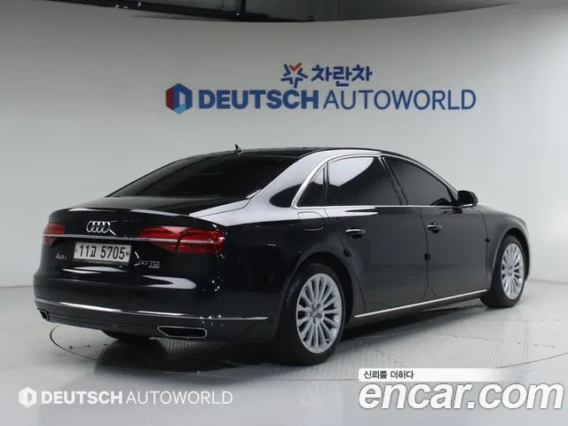 Audi A8 2015 — фото 2