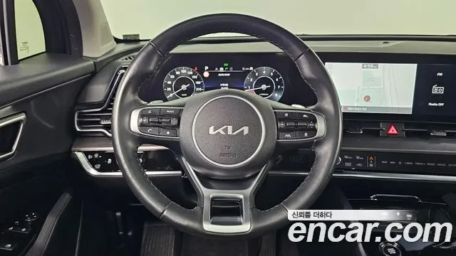 Kia Sportage 2022 — фото 13