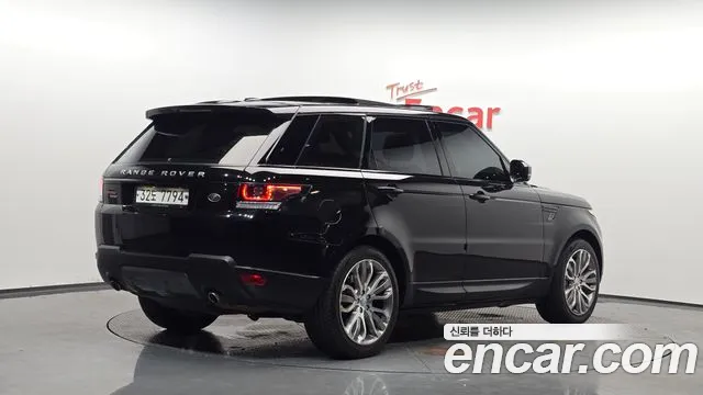 Land Rover Range Rover Sport 2016 — фото 2