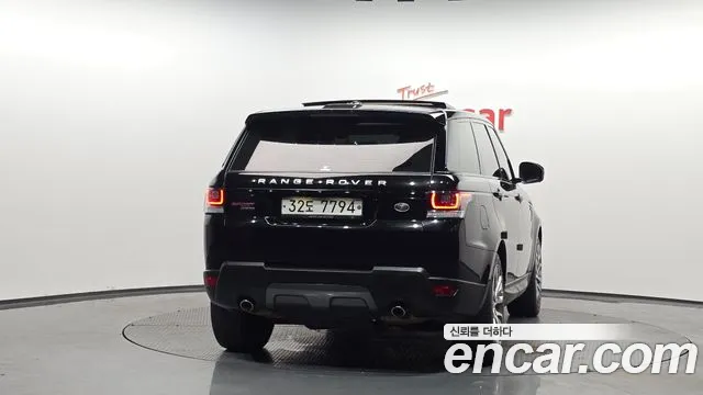 Land Rover Range Rover Sport 2016 — фото 4