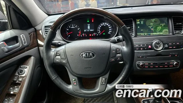 Kia K7 2016 — фото 13