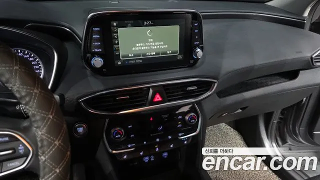 Hyundai Santafe 2019 — фото 20