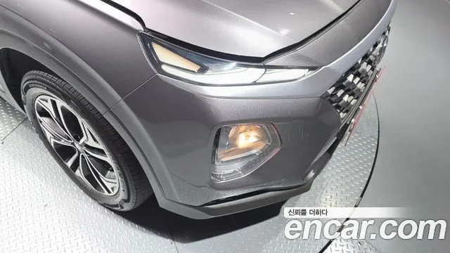 Hyundai Santafe 2019 — фото 8