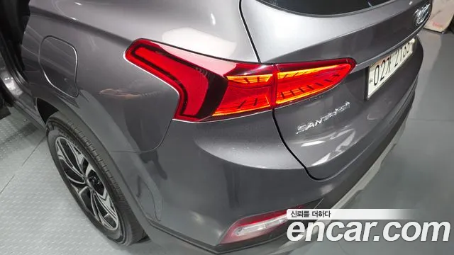 Hyundai Santafe 2019 — фото 9