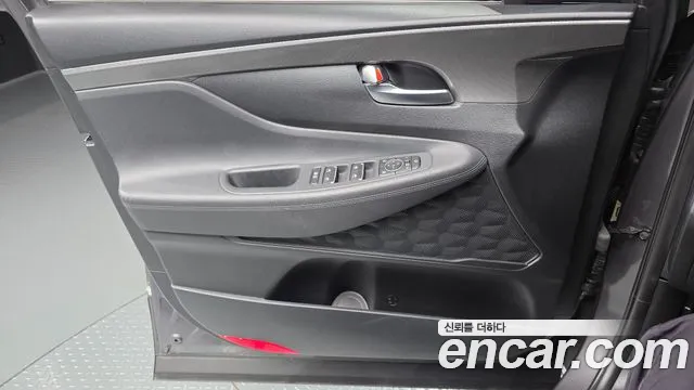 Hyundai Santafe 2019 — фото 14