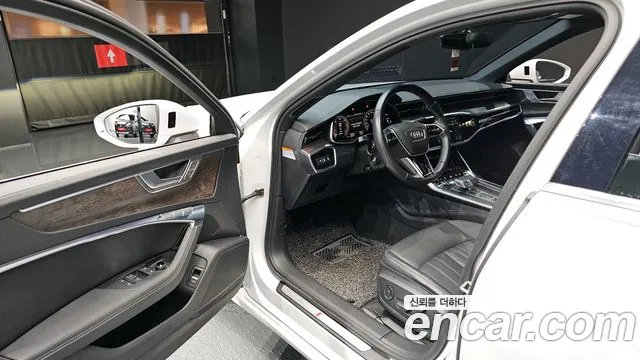 Audi A6 2021 — фото 13