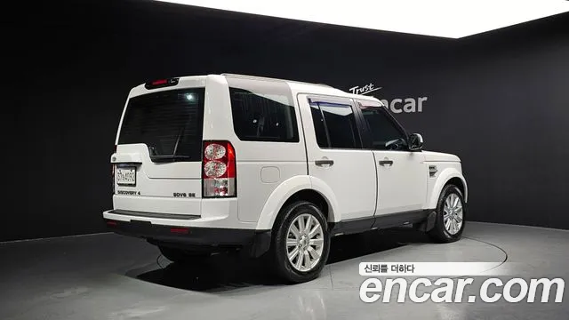 Land Rover Discovery 2013 — фото 2