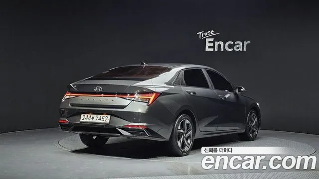 Hyundai AVANTE 2023 — фото 2