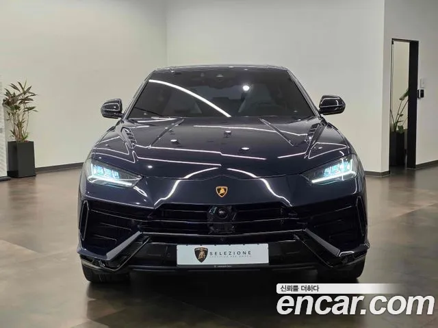 Lamborghini Urus 2023 — фото 2