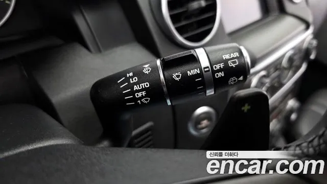Land Rover Discovery 2014 — фото 17