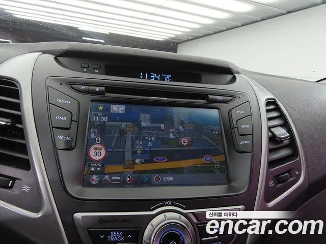 Hyundai AVANTE 2014 — фото 11