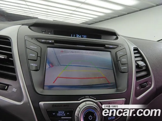 Hyundai AVANTE 2014 — фото 12