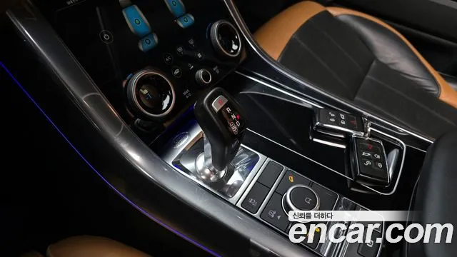 Land Rover Range Rover Sport 2018 — фото 12