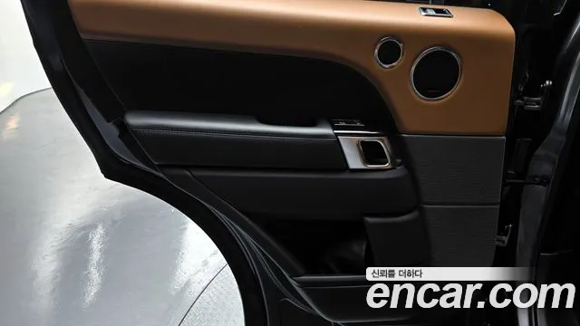 Land Rover Range Rover Sport 2018 — фото 15
