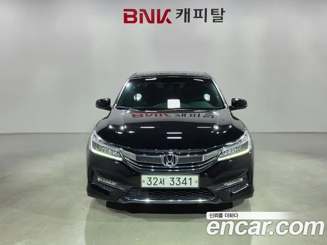 Honda Accord 2017 — фото 2