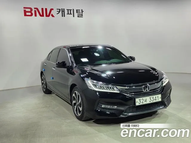 Honda Accord 2017 — фото 3