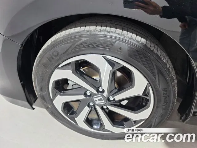 Honda Accord 2017 — фото 20