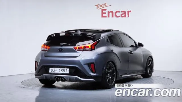 Hyundai Veloster 2018 — фото 1