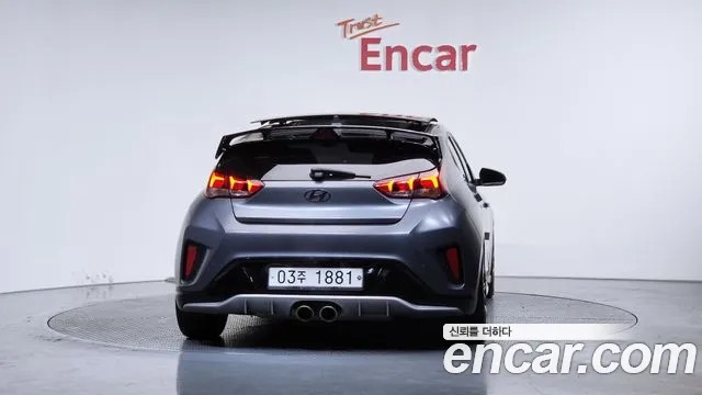 Hyundai Veloster 2018 — фото 3