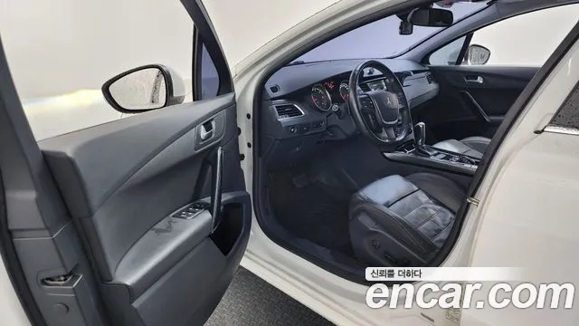 Peugeot 508 2016 — фото 10