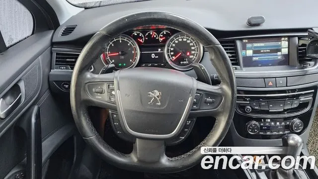 Peugeot 508 2016 — фото 12