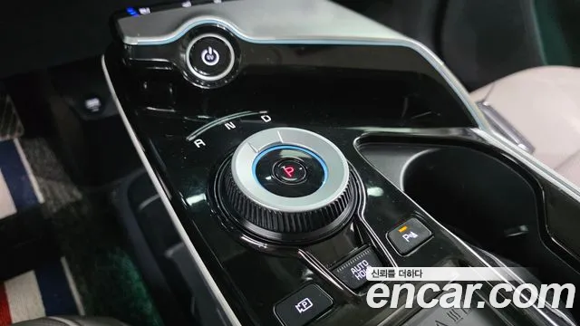 Kia EV6 2023 — фото 12