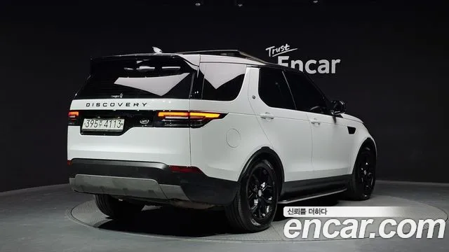 Land Rover Discovery 2019 — фото 2