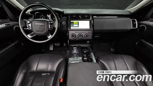 Land Rover Discovery 2019 — фото 10