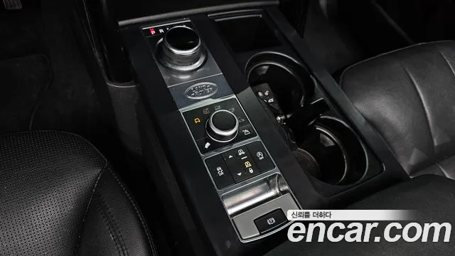 Land Rover Discovery 2019 — фото 12