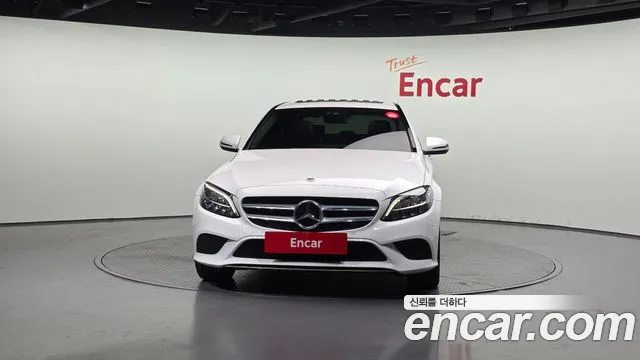 Mercedes-Benz C-Class 2019 — фото 3
