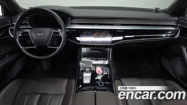 Audi A8 2020 — фото 10