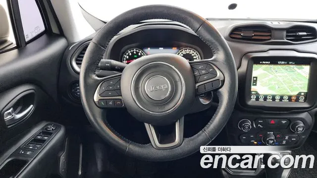 Jeep Renegade 2019 — фото 19