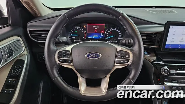 Ford Explorer 2021 — фото 19