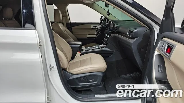 Ford Explorer 2021 — фото 16