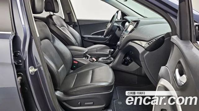 Hyundai Santafe 2016 — фото 12