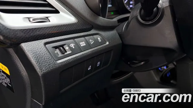 Hyundai Santafe 2016 — фото 16