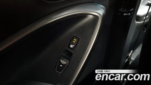 Hyundai Santafe 2016 — фото 17