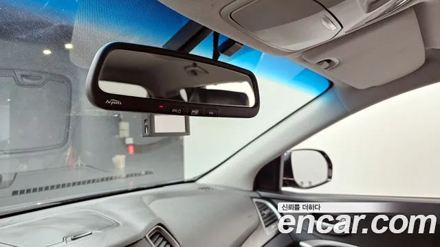 Hyundai Santafe 2016 — фото 19