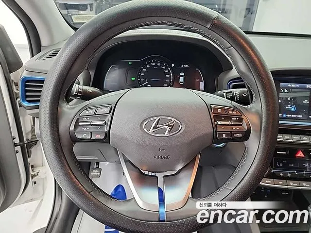 Hyundai Ioniq 2016 — фото 9