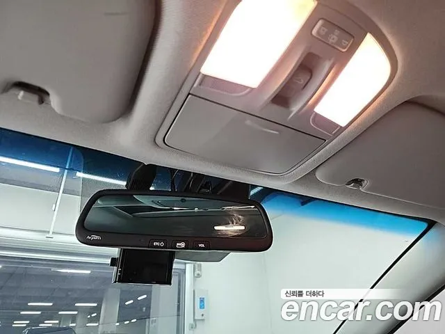 Hyundai Ioniq 2016 — фото 16