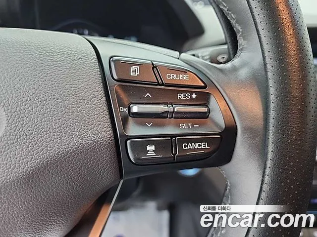 Hyundai Ioniq 2016 — фото 17