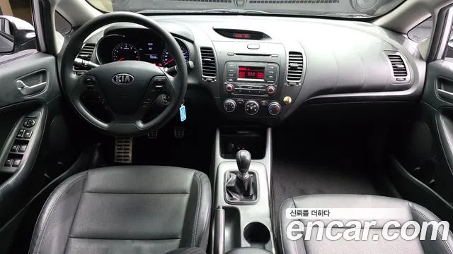 Kia K3 2015 — фото 10