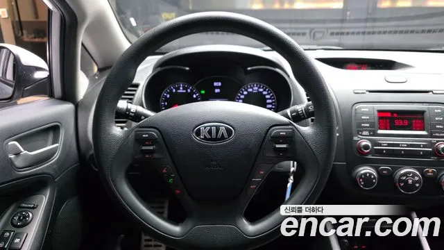 Kia K3 2015 — фото 19