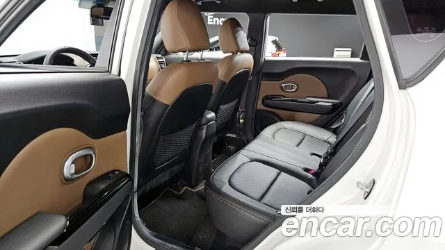 Kia Soul 2016 — фото 11