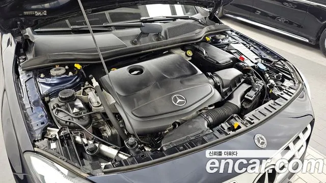 Mercedes-Benz GLA-Class 2018 — фото 6