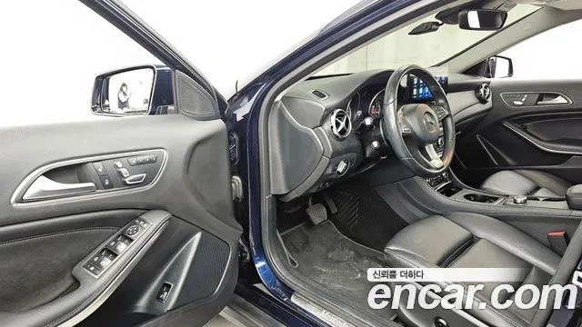 Mercedes-Benz GLA-Class 2018 — фото 13